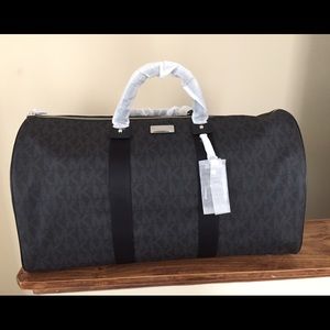 Michael Kors large week and duffel