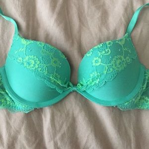 Victoria secret light push-up bra worn twice.