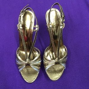 BCBGeneration heels with platform