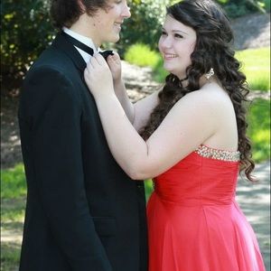 Sherri Hill Keyhole Dress Size 16 (Red 2845 Dress)