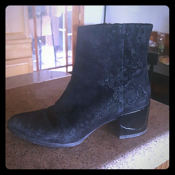 B Brian Atwood ankle boots - Picture 1 of 4