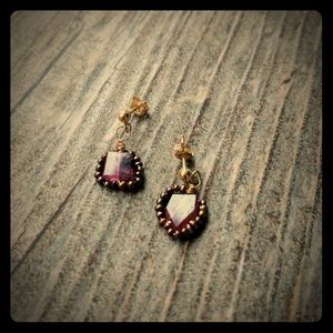 Tiny tourmaline chip and pearl drop earrings