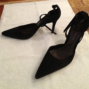 High heel pumps