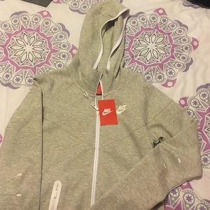Nike sweater, never worn.