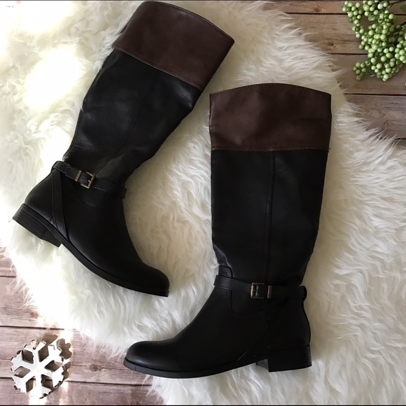 Shoes - ❄️️BRAND NEW BOOTS❄️️