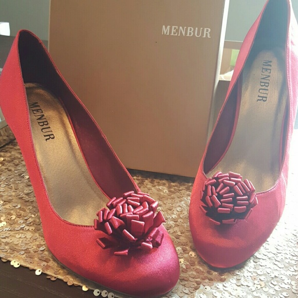 NWT Red Menbur heels. Size 41EU.