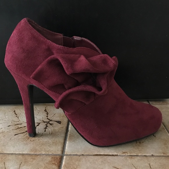 Call it Spring Booties - Picture 3 of 4