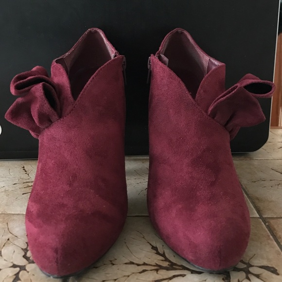 Call it Spring Booties - Picture 4 of 4
