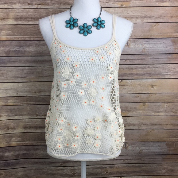 Urban Outfitters See through flower top - Picture 2 of 6