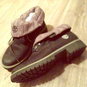 Size 7M timberland boots