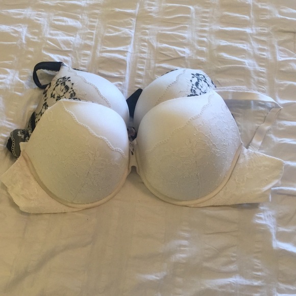 Victoria Secret bras