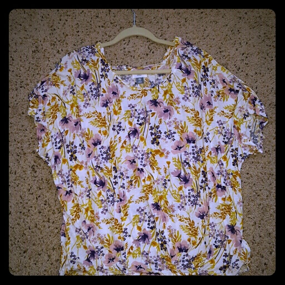🛍Old navy top