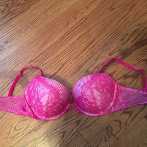 Victoria's Secret Pushup bra