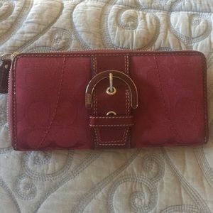 Coach Wallet Burgundy Red