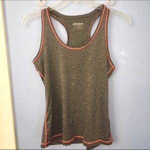 Workout tank top