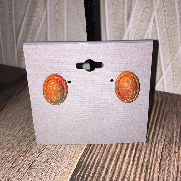 Custom Painted Earrings - Picture 1 of 1