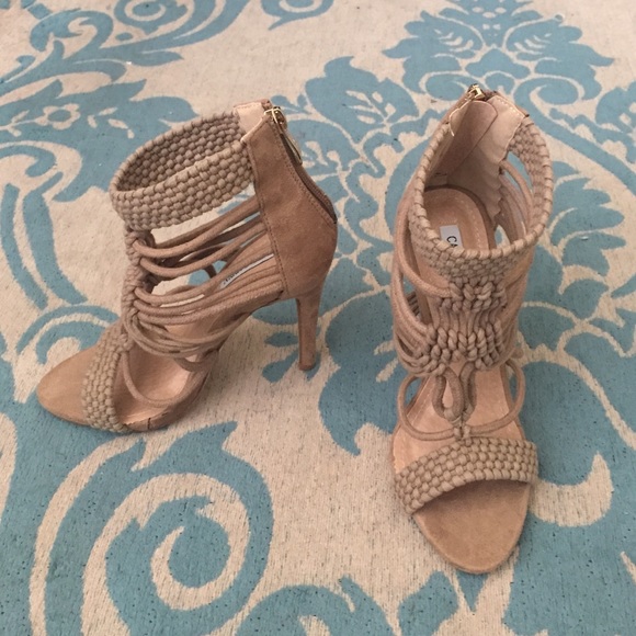 Cute Strappy heels Brand NEW!