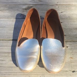 Italian designer golden all leather flats