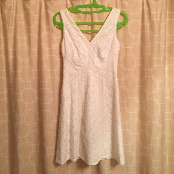 BCBG Gracie Lace-Block Dress - Picture 4 of 4