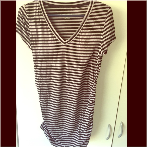 Liz Lange maternity t shirt