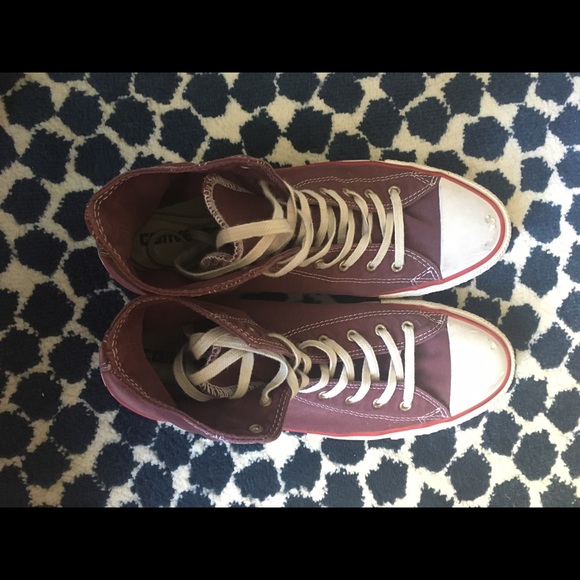 Maroon Converse Hightops