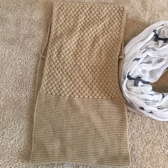 Infinity Scarves - Picture 3 of 3