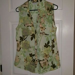 New york & Co sleeveless button down blouse sz l