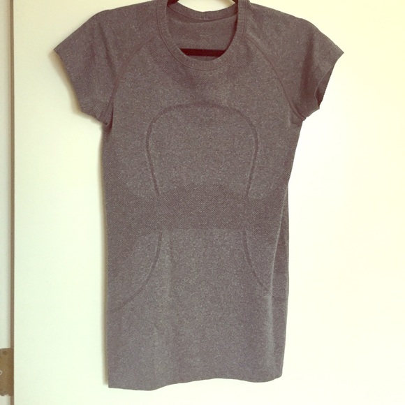 lululemon run swiftly t