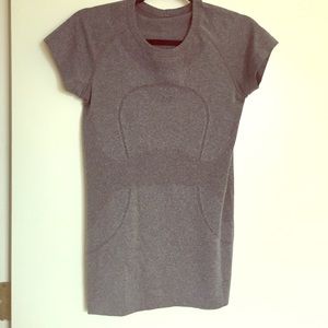 lululemon run swiftly t