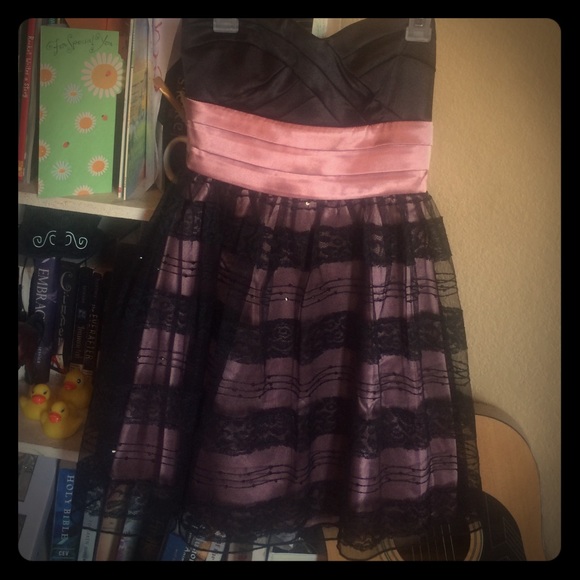 Size 3 homecoming/winter formal/prom dress