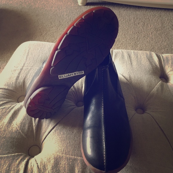 John Fluevog Elijah leather bootie.