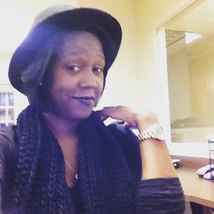 Meet your Posher, Leanna