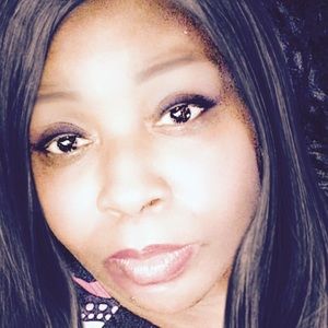 Meet your Posher, Anita