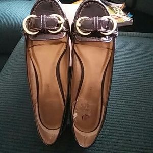 **REDUCED** FLAT SHOES