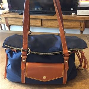 Dooney & Bourke shoulder bag