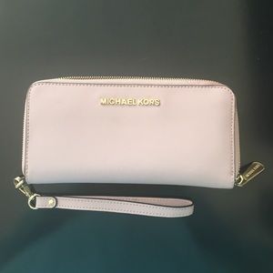 Michael Kora light pink wallet