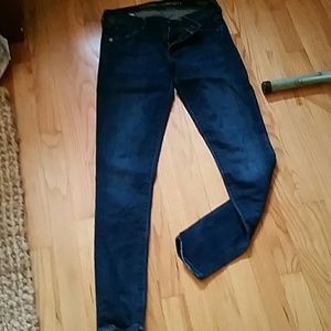 Skinny jeans