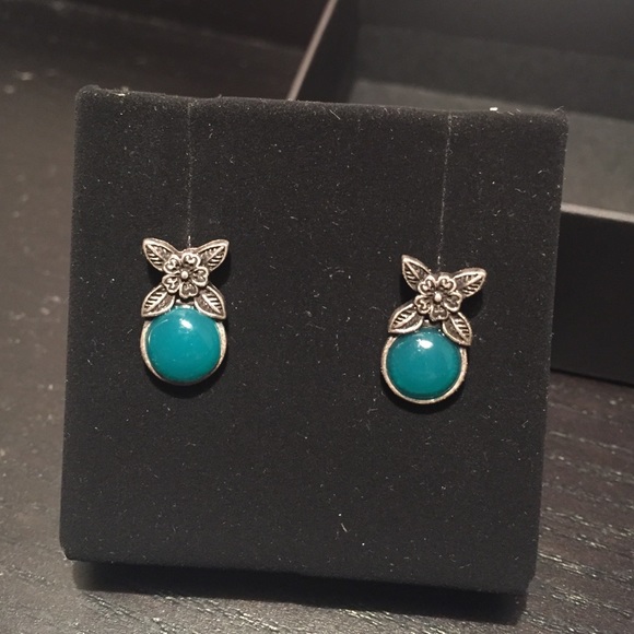Floral earrings
