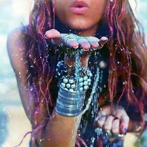 Meet your Posher, Sabrina