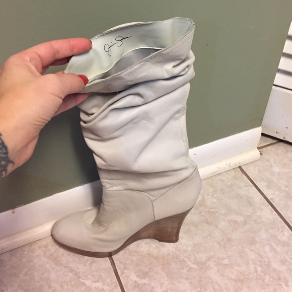 Boots - Picture 3 of 3