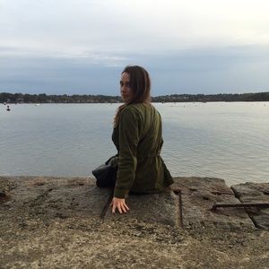 Meet your Posher, Melanie