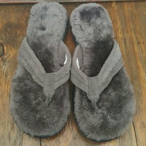 ll bean shearling flip flops