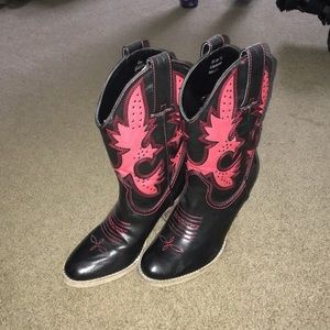 Cowboy boots
