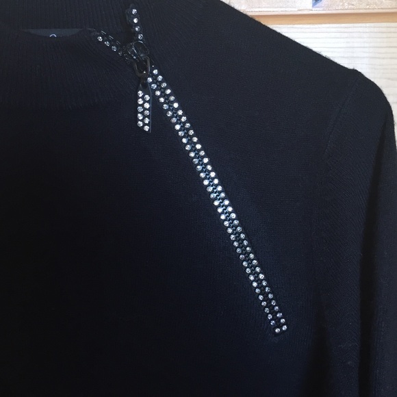 ❤️ Black sweater with diamond zipper - Picture 3 of 3
