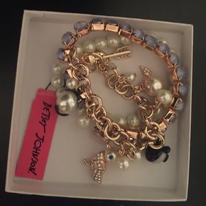 NWT Betsey Johnson Bangles