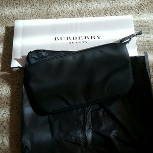 Burberry beauty washbag