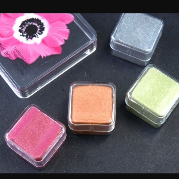 Shimmer cubes palette 32 💜sale 💜 - Picture 4 of 4