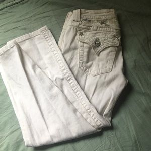 White Miss Me capris size 25 😍