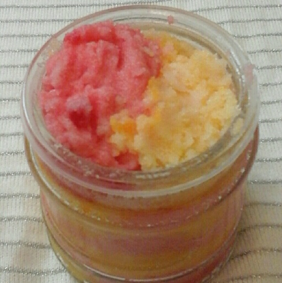 8 oz. Revitalizing raspberry lemonade body scrub
