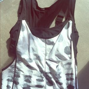 Size small lulu tank with integrated sports bra.